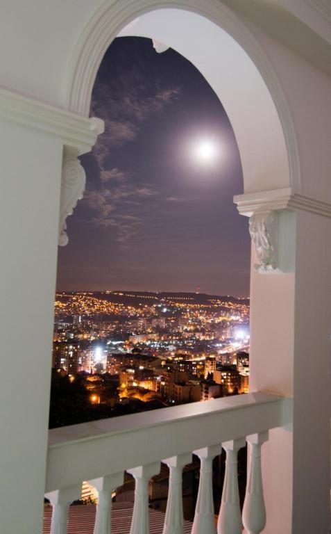The Hilltop Skyline Hotel 트빌리시 외부 사진